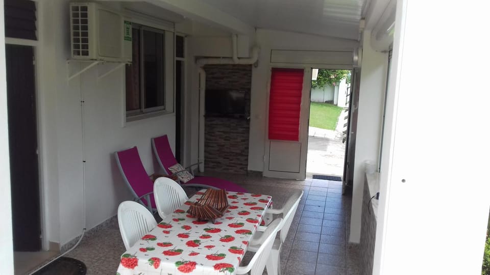 Property building, Balcony/Terrace