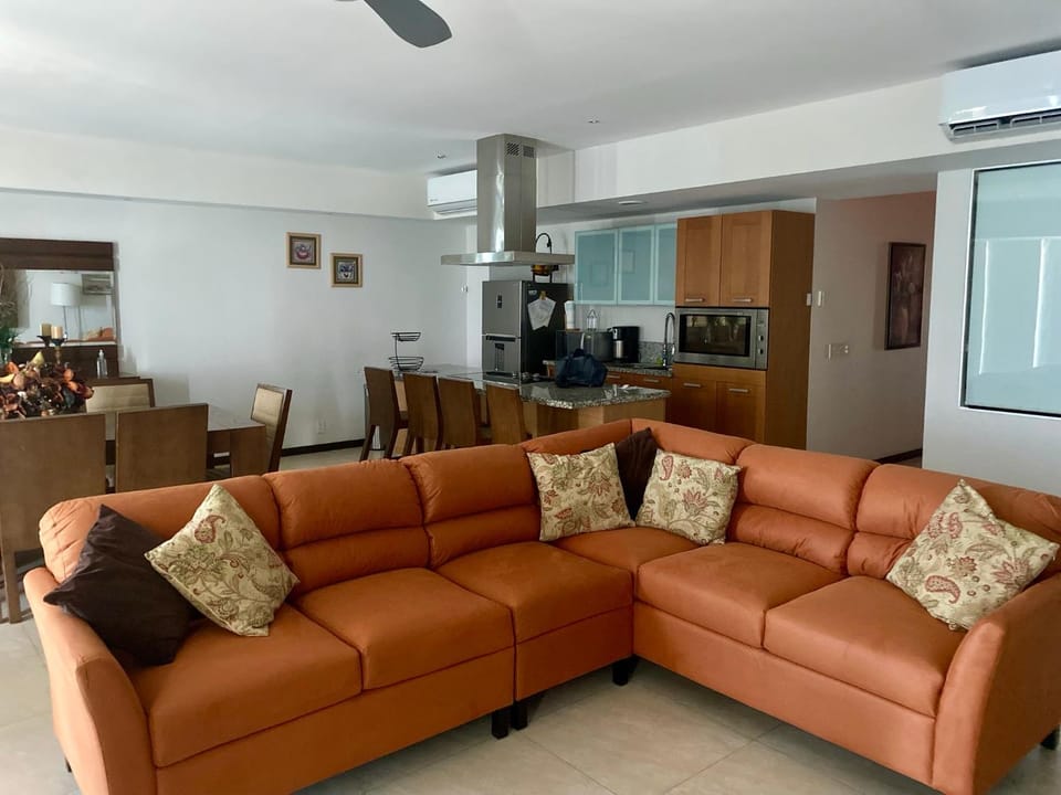 Peninsula Mazatlan Apartment in Mazatlan