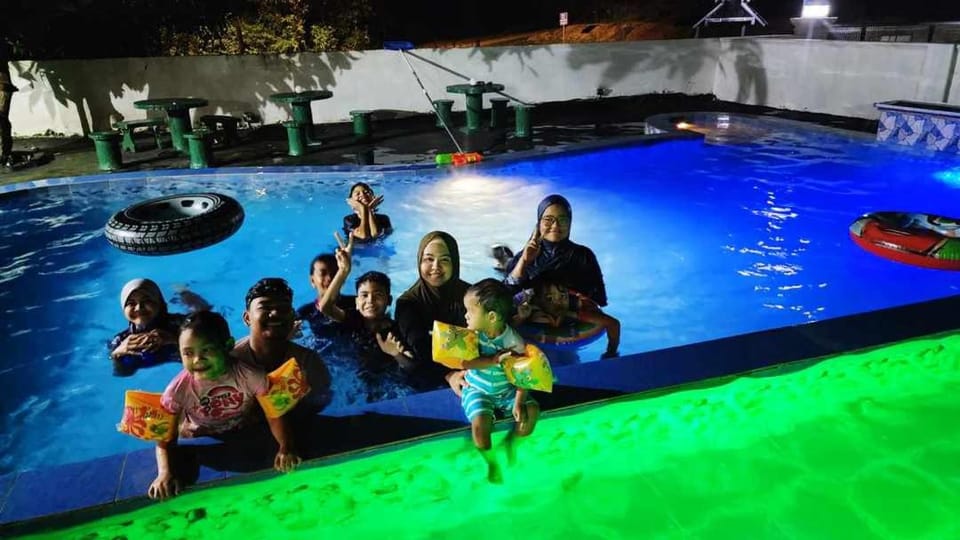 Night, People, Pool view, Swimming pool, children, group of guests