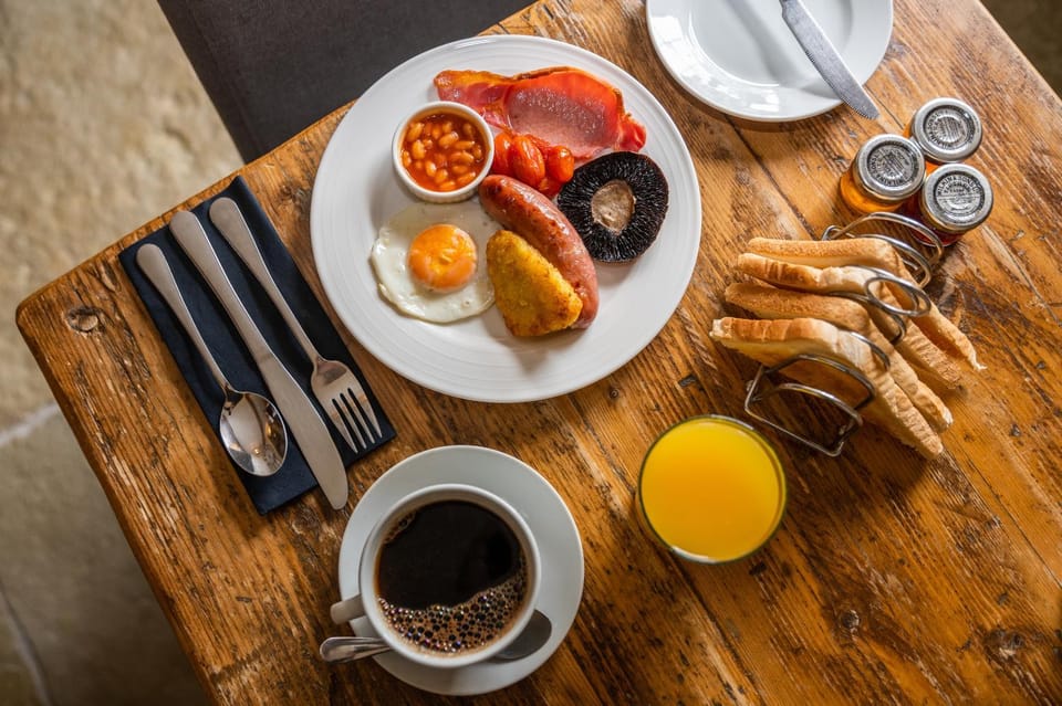 Food and drinks, Food, Breakfast, Continental breakfast