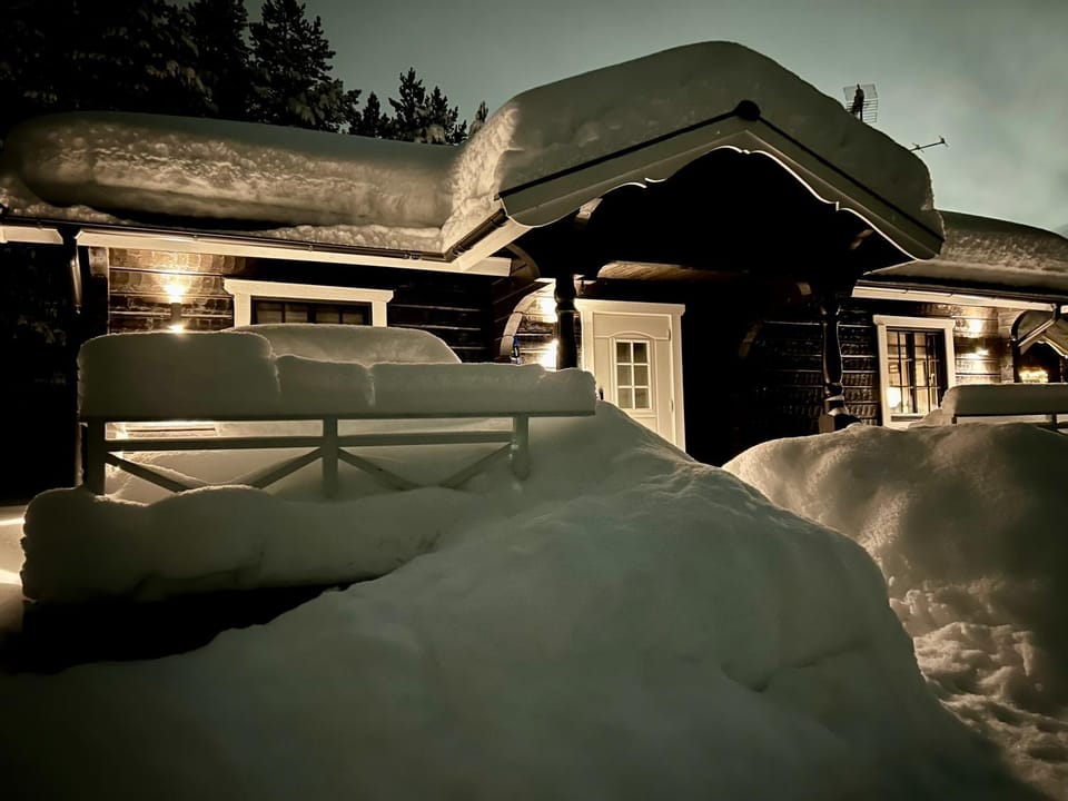 Property building, Winter
