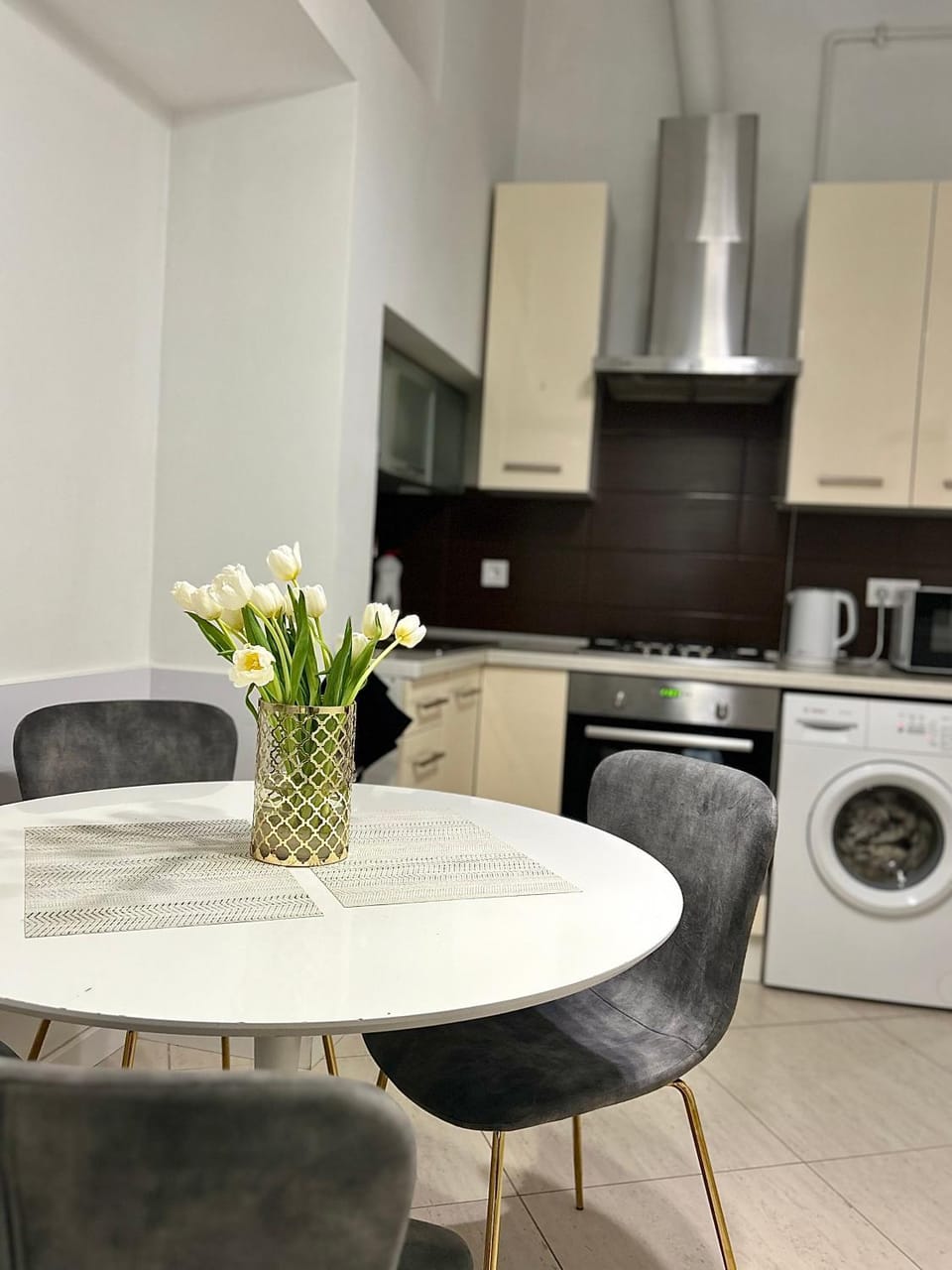 MIAMO apart Гнатюка 18 Apartment in Lviv