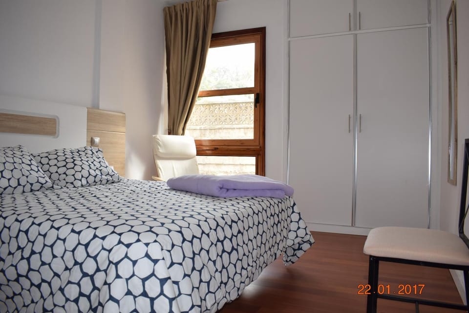 Bed, Bedroom