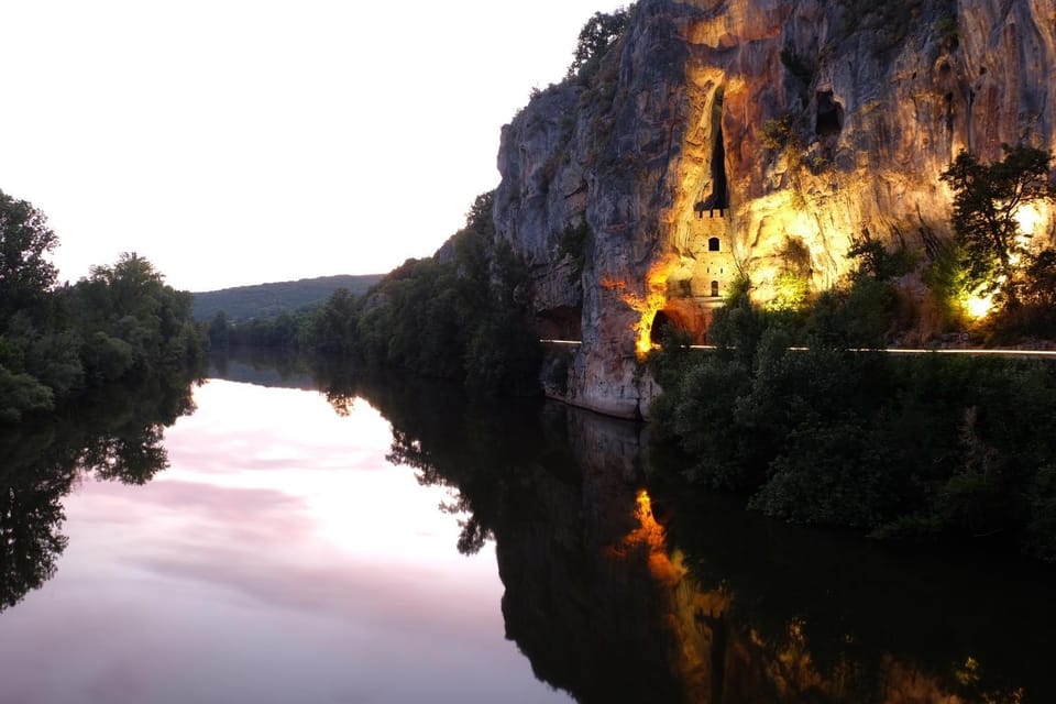 Hôtel Restaurant Les Falaises Hotel in Occitanie