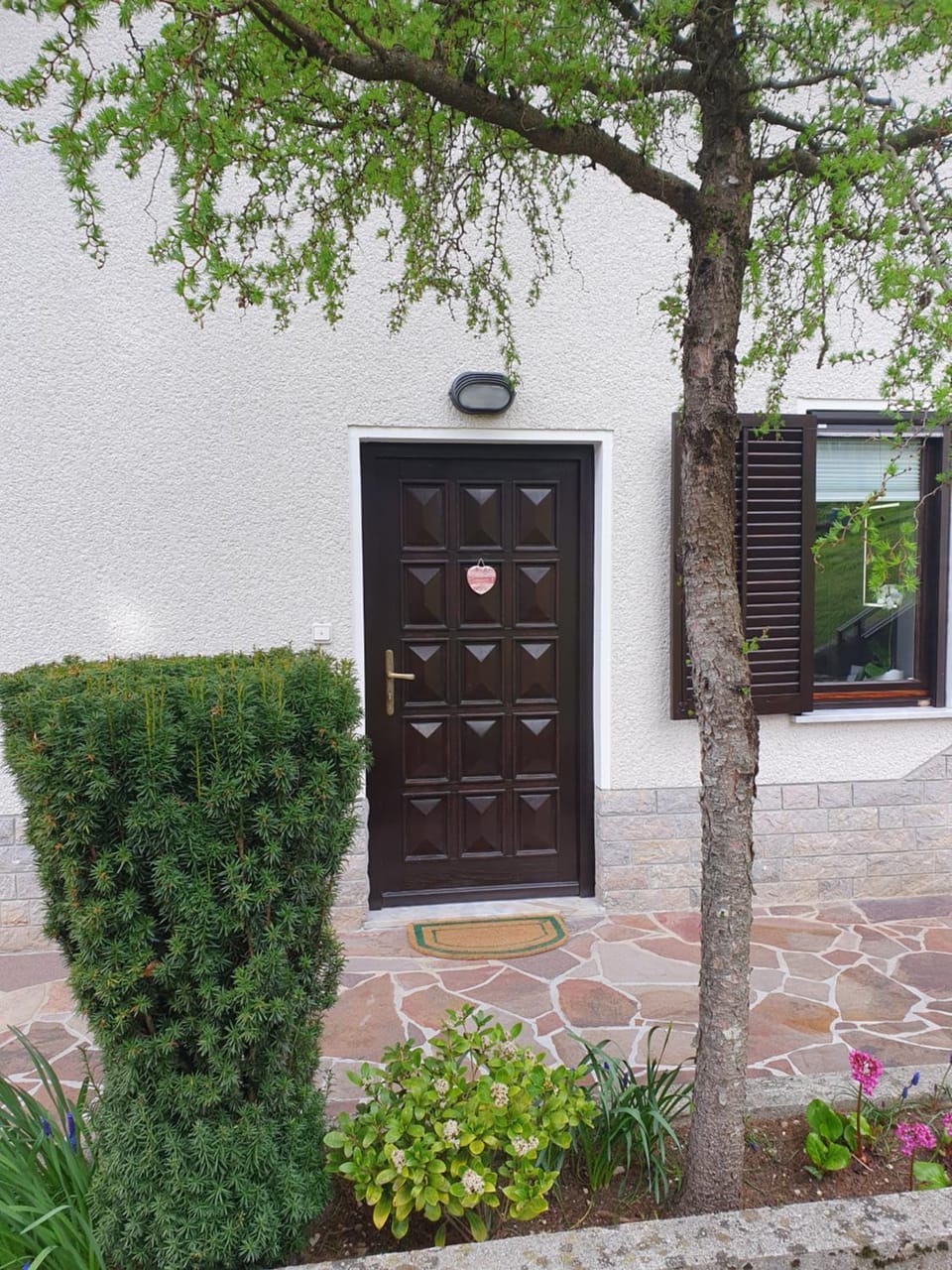 Property building, Facade/entrance