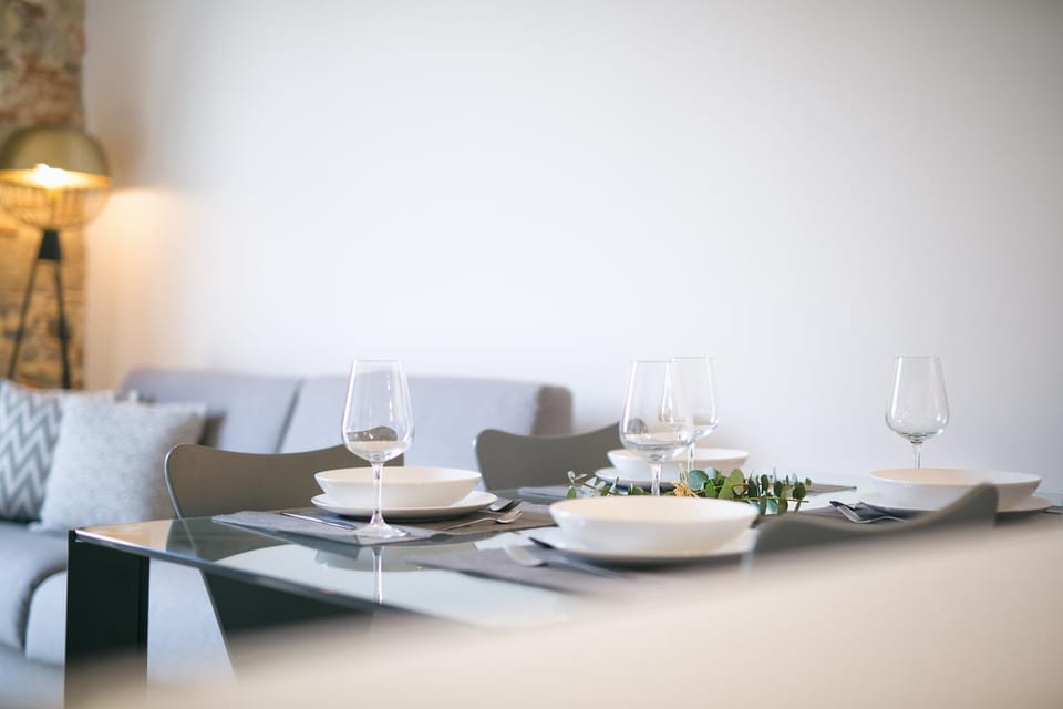 Living room, Decorative detail, Dining area