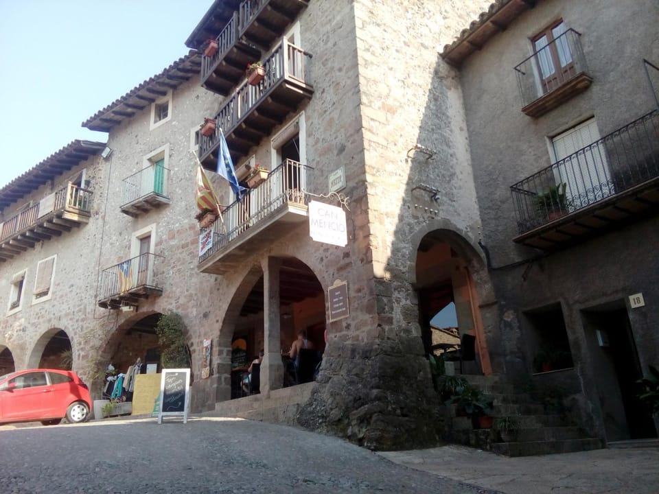Property building, Nearby landmark, Facade/entrance