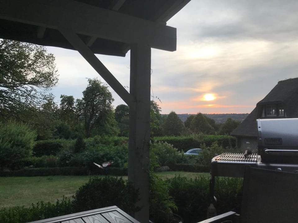 Patio, Day, BBQ facilities, Sunset