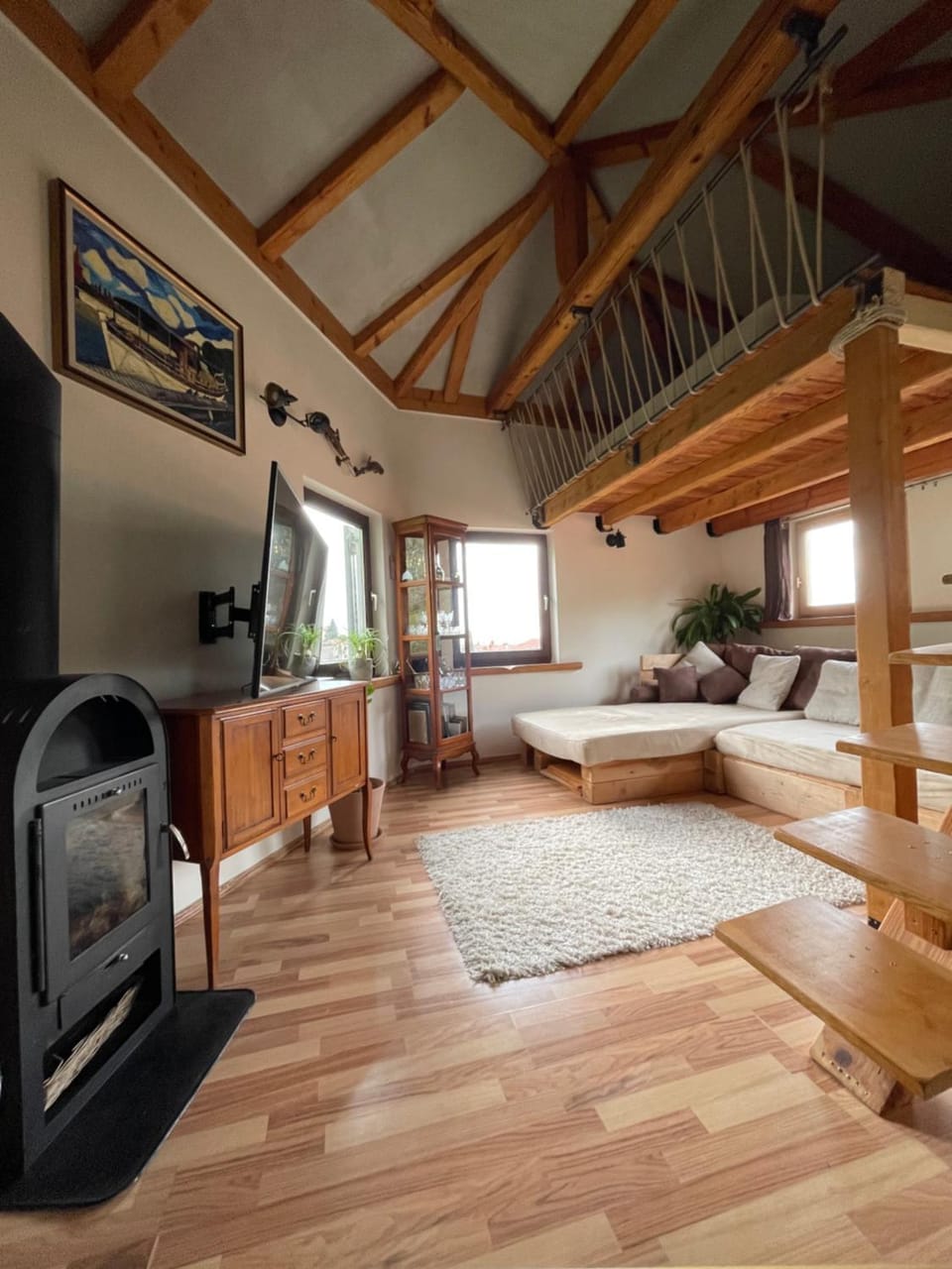 Living room, Photo of the whole room