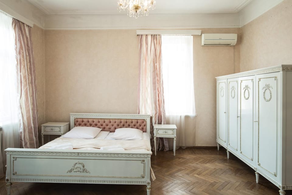 Property building, Bedroom