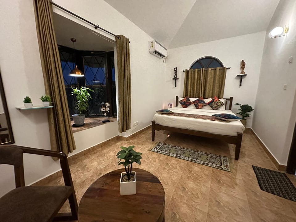 GR Stays - Arpora Duplex 3bhk Villa With Pool I Baga Beach 5 mins Villa in Baga