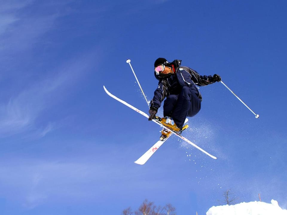 Ski School, Skiing