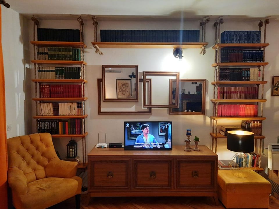 Library, TV and multimedia, Living room