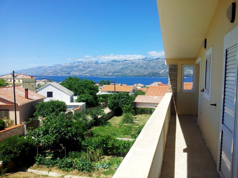 Neighbourhood, Balcony/Terrace, City view, Garden view, Sea view