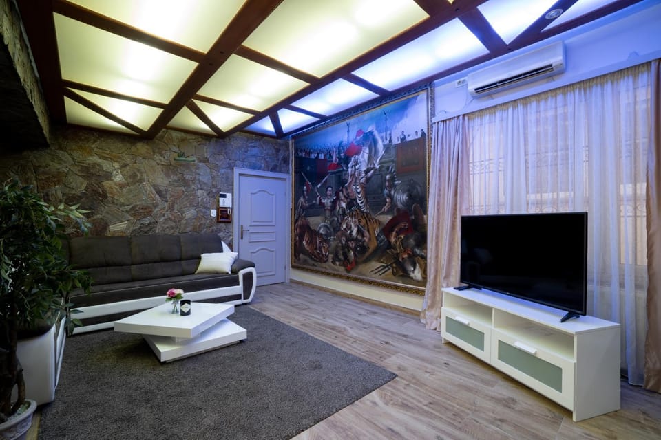 TV and multimedia, Living room, Photo of the whole room, Seating area