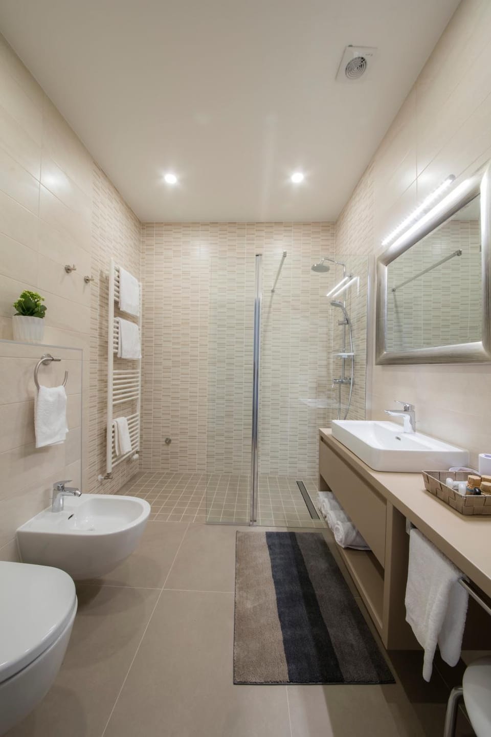 Shower, Bathroom