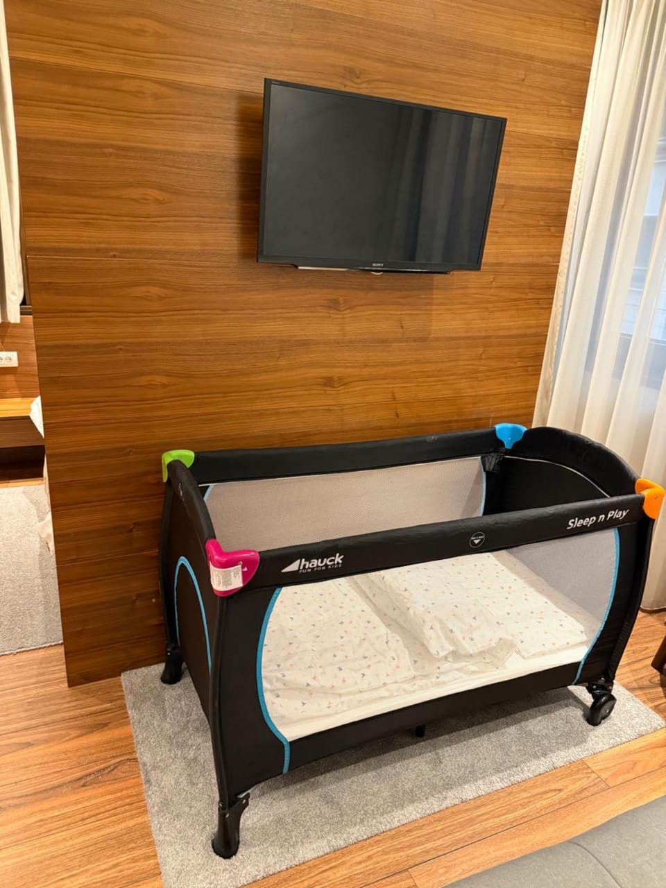 cot