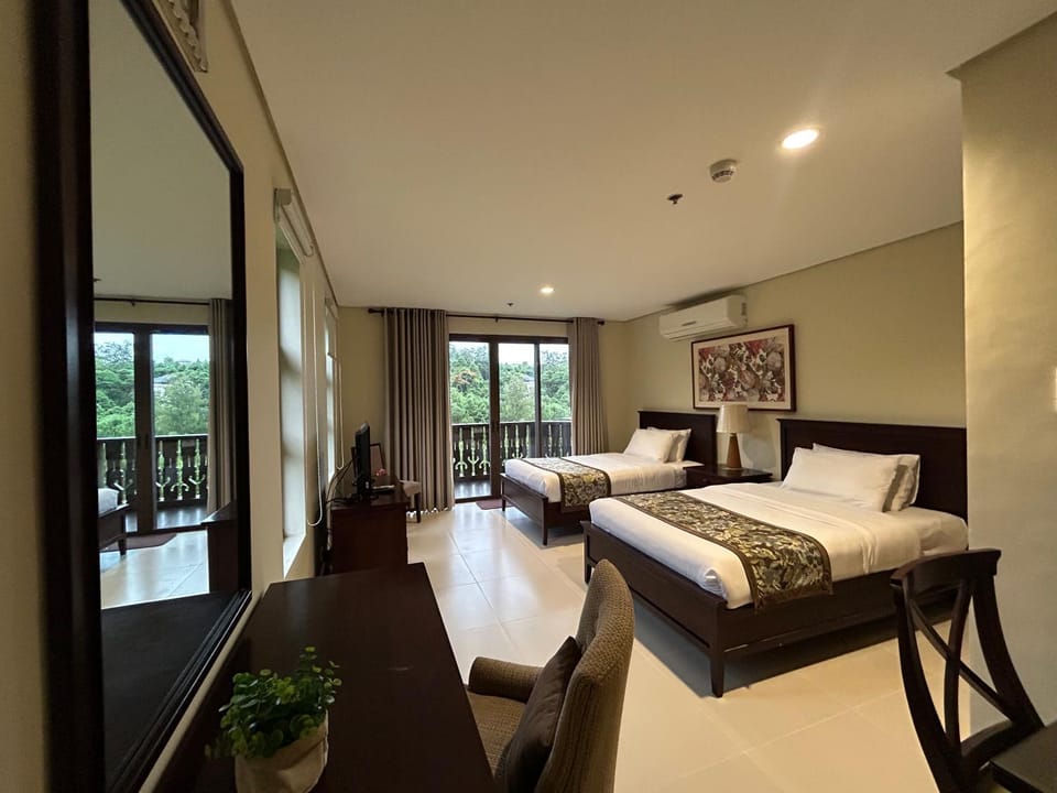 Crosswinds Nature View Suite Apartment in Tagaytay
