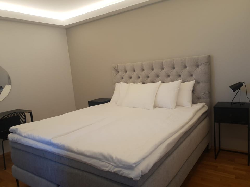 Bed, TV and multimedia