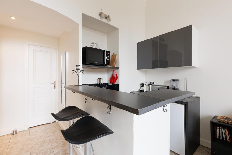Upstays - Center - Modern - 10 min from Palais Apartment in Cannes