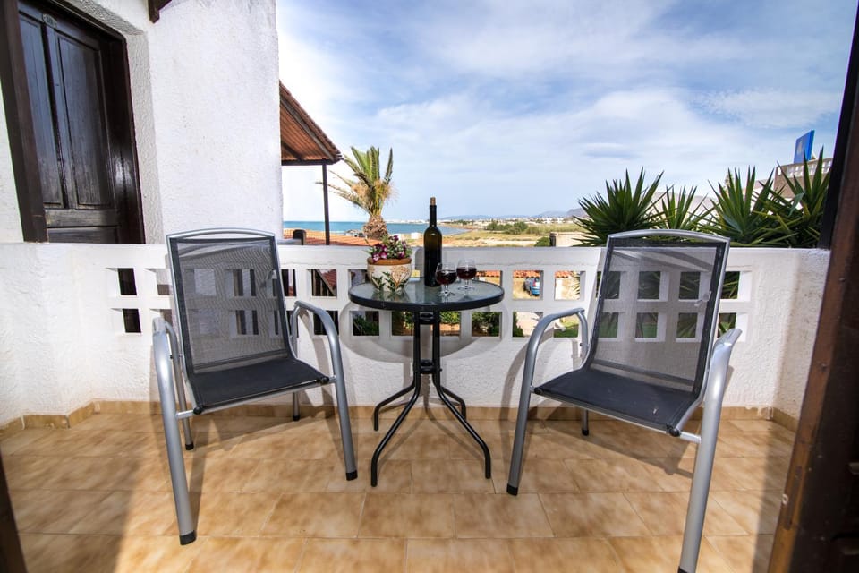 Patio, Balcony/Terrace, Drinks