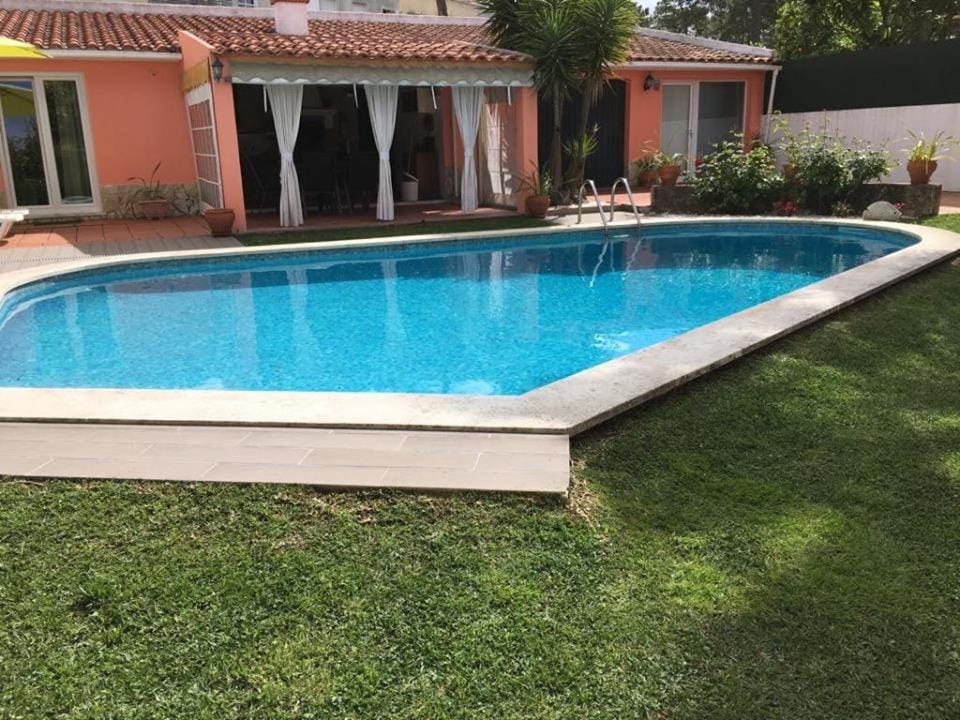Moradia do Pinhal House in Setúbal, Portugal