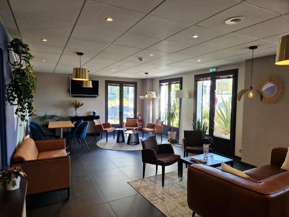 Lounge or bar, Seating area