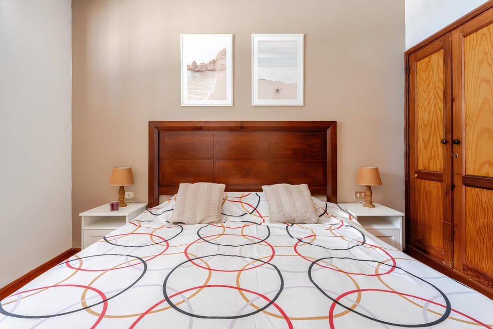 Bed, Bedroom, wardrobe