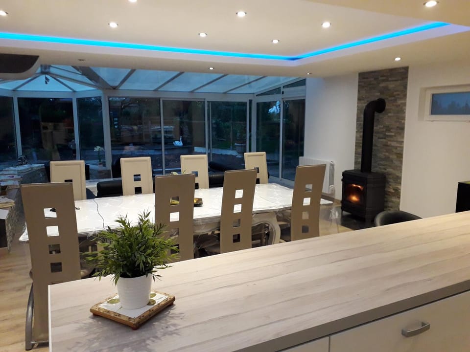 Communal lounge/ TV room