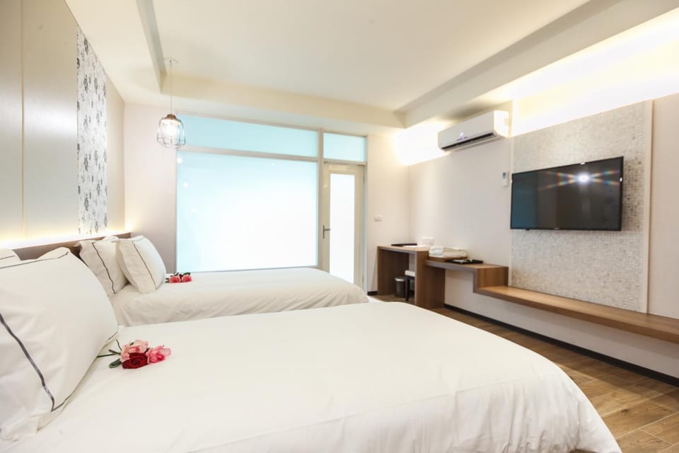 TV and multimedia, Bedroom