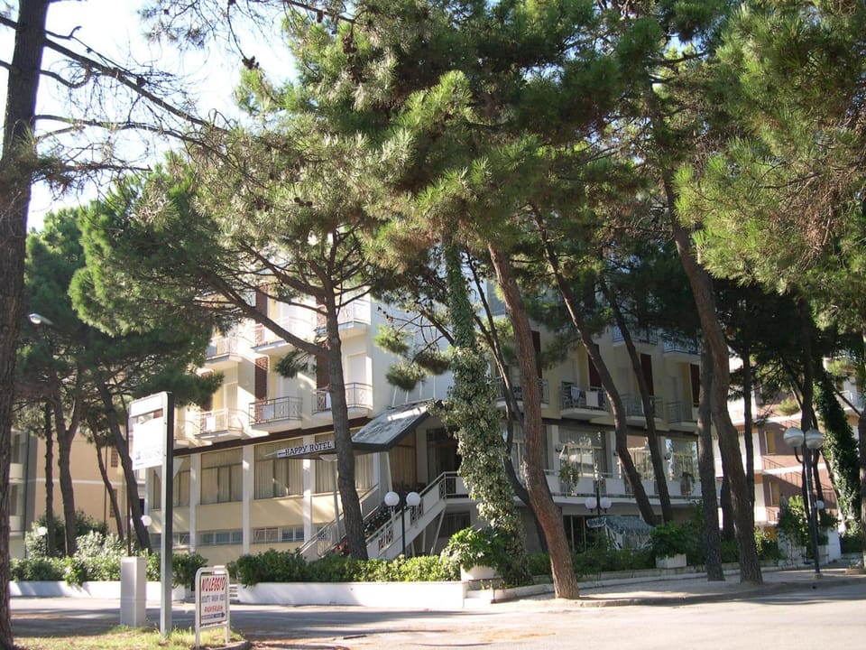 Property building, Garden view