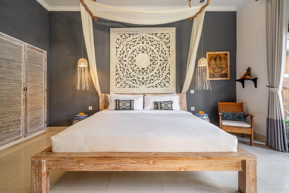 Villa Sarong 2 Chic 2BR Boho Villa Prime Central Location Villa in North Kuta