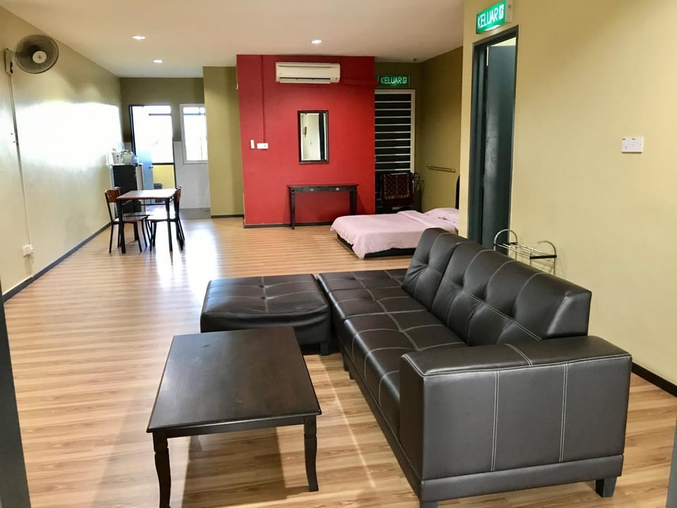 SS Homestay Borneo Housing SL4 Apartment in Kuching