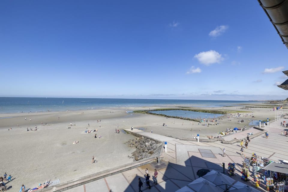 Sea view, Sea view