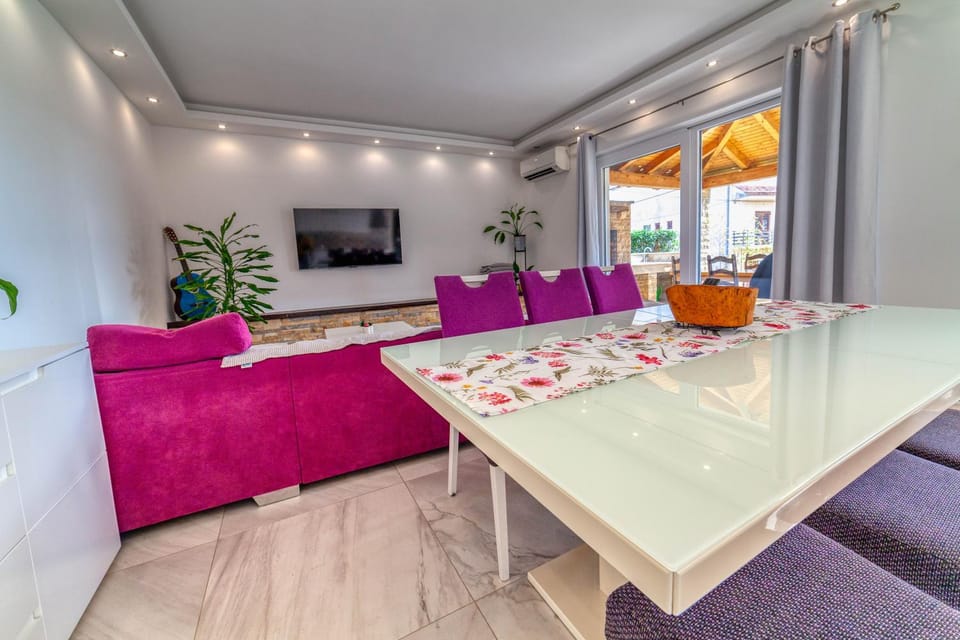 Bella Casa House in Šibenik-Knin County, Croatia