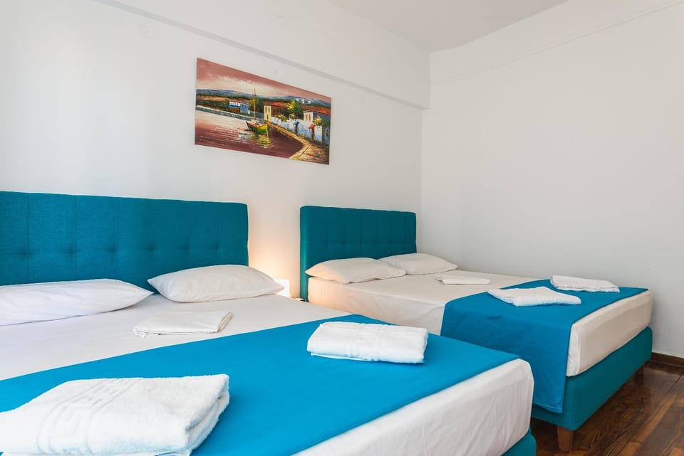 Super Paradise Apartments Apartment in Athens