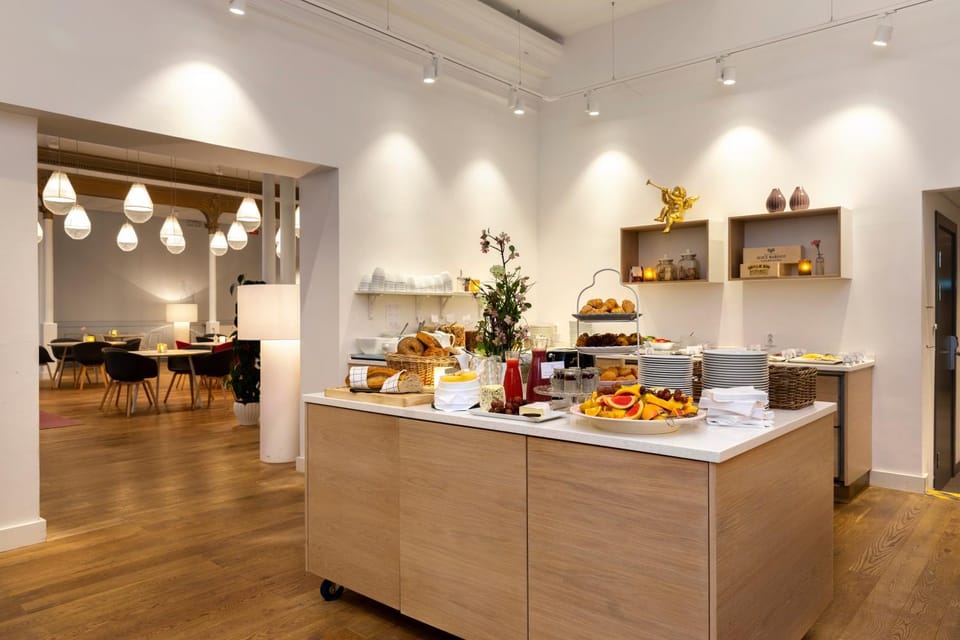 Breakfast, Buffet breakfast
