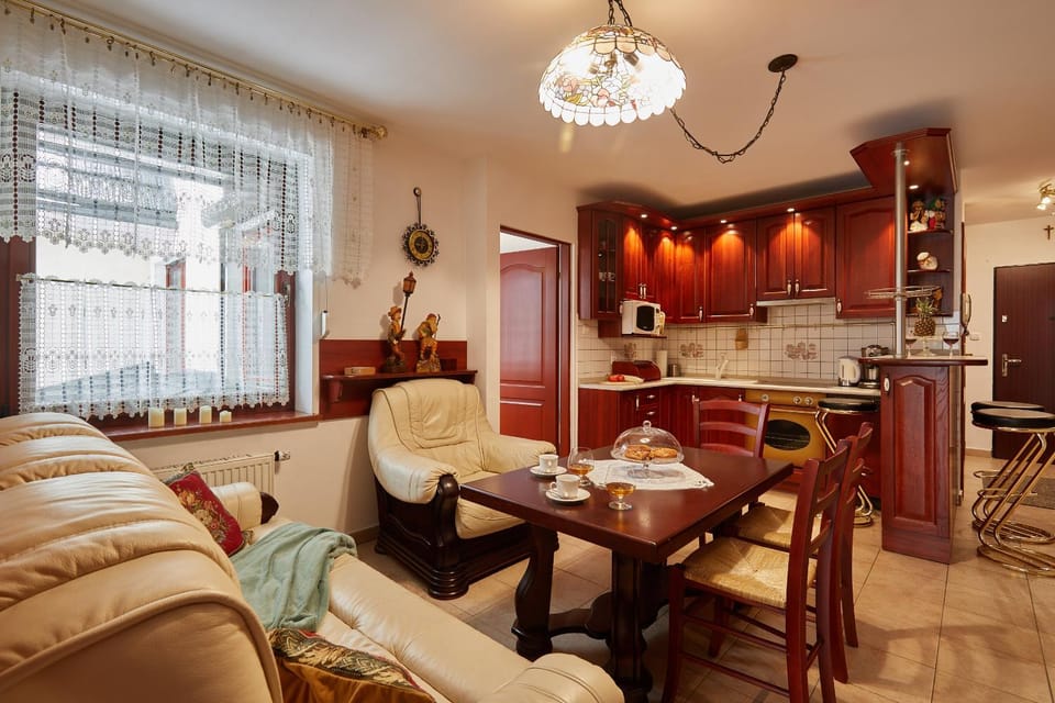 Kitchen or kitchenette, Living room, Dining area