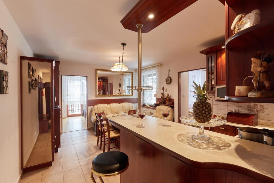 Kitchen or kitchenette, Living room, Dining area