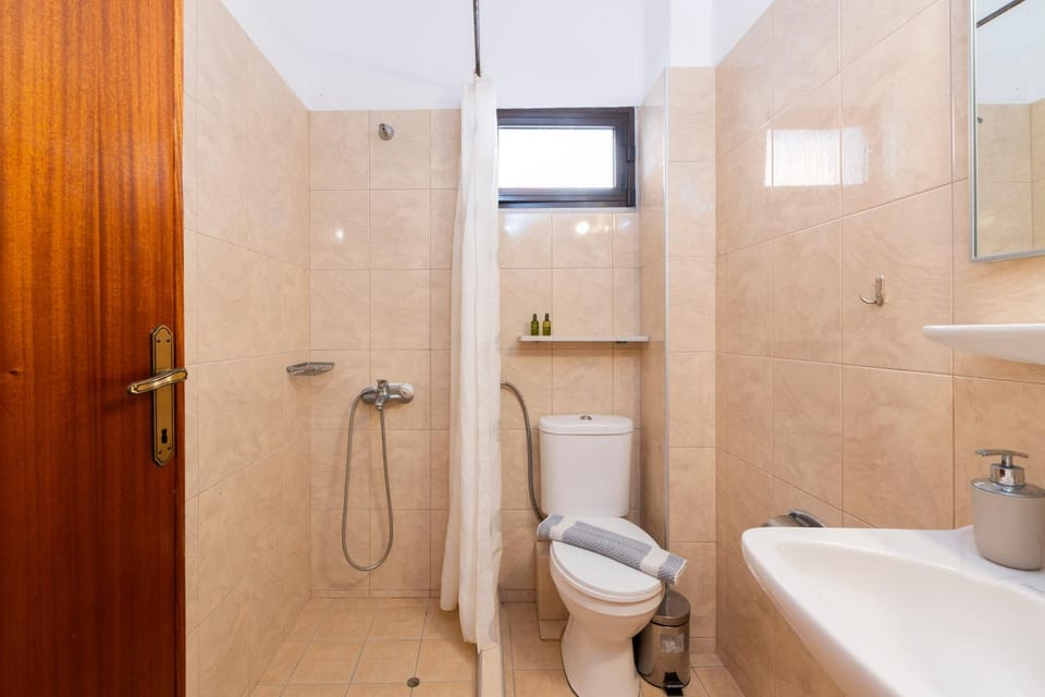 Angelika Rooms Apartment in Halkidiki