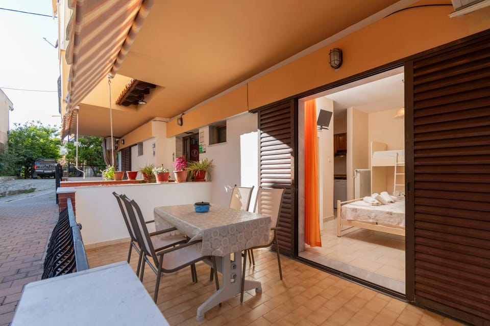 Angelika Rooms Apartment in Halkidiki