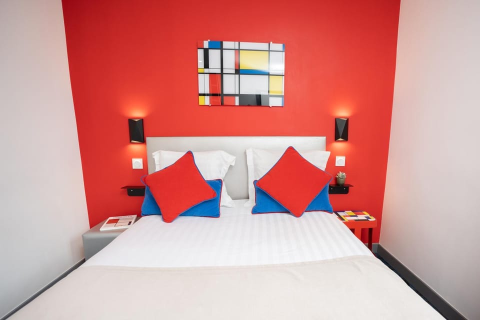 Bed, Bedroom