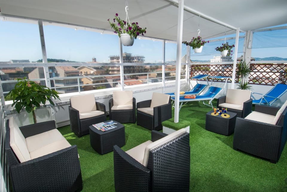 Communal lounge/ TV room, Balcony/Terrace, City view, Mountain view, Sea view, Street view