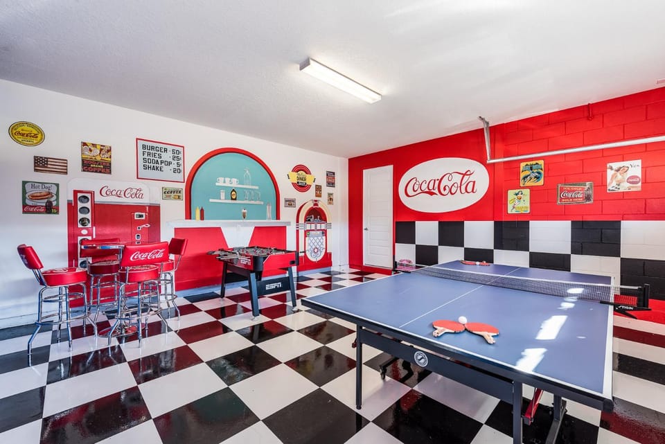 Game Room, Table tennis