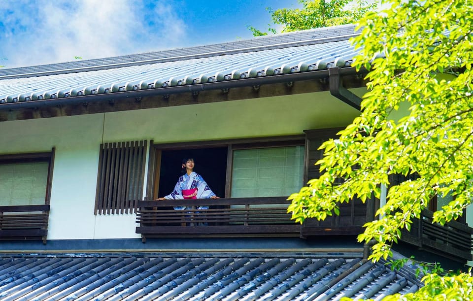 Spring, Day, People, View (from property/room), Balcony/Terrace