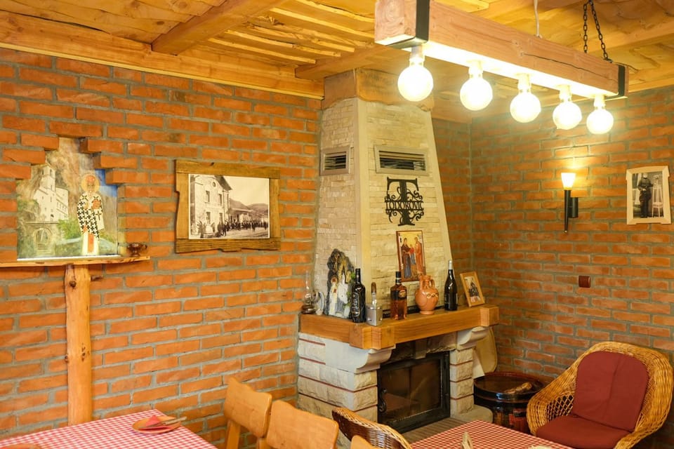 Coffee/tea facilities, Living room, Seating area
