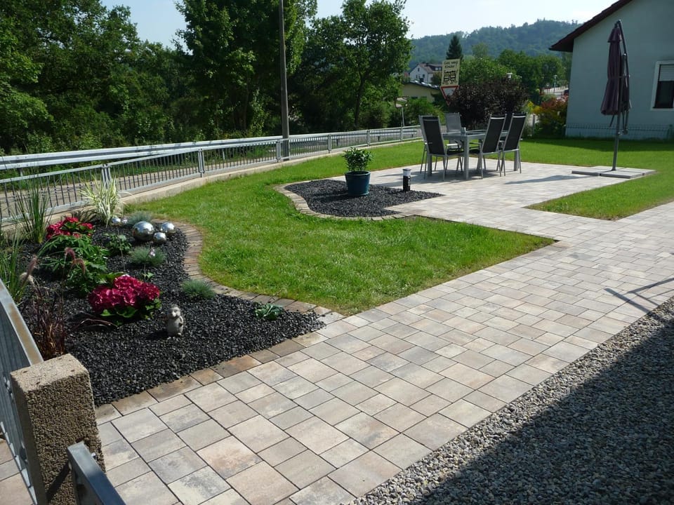 Staff, Day, People, Summer, BBQ facilities, Children play ground, Fishing, Garden, Golfcourse, Horse-riding, Minigolf, Table tennis, Other, Hiking, Cycling, On site, Guests, children, young children, older children, group of guests, Family