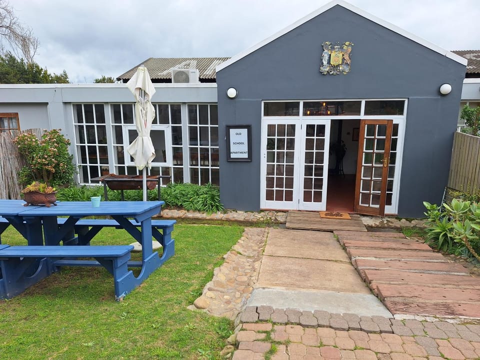 Property building, Garden view