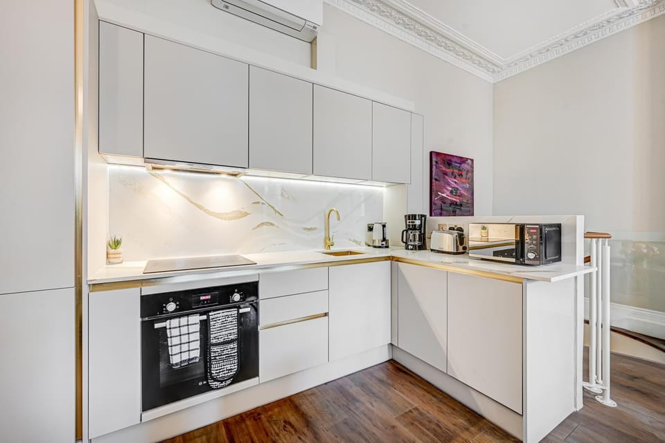 Coffee/tea facilities, Kitchen or kitchenette, dishwasher, minibar, pet friendly, toaster
