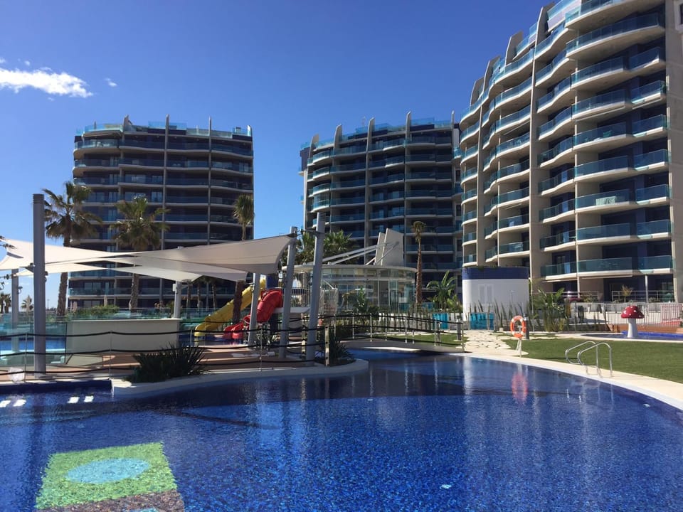 Property building, Day, Pool view, Swimming pool